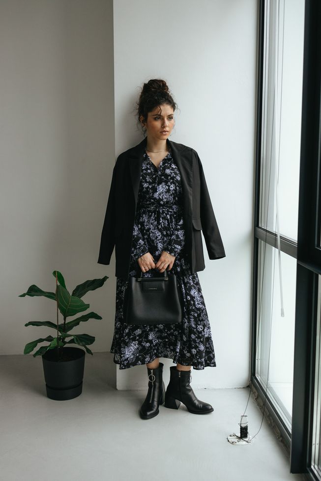 Елегантна Шифонова Сукня з Пишною Спідницею в Квіточку Чорна S-M, L-XL
