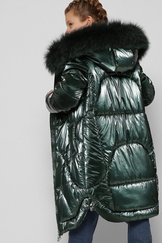 Длинная Зимняя Куртка для Девочки Лаковая с Мехом Песца Изумрудная Р. 40