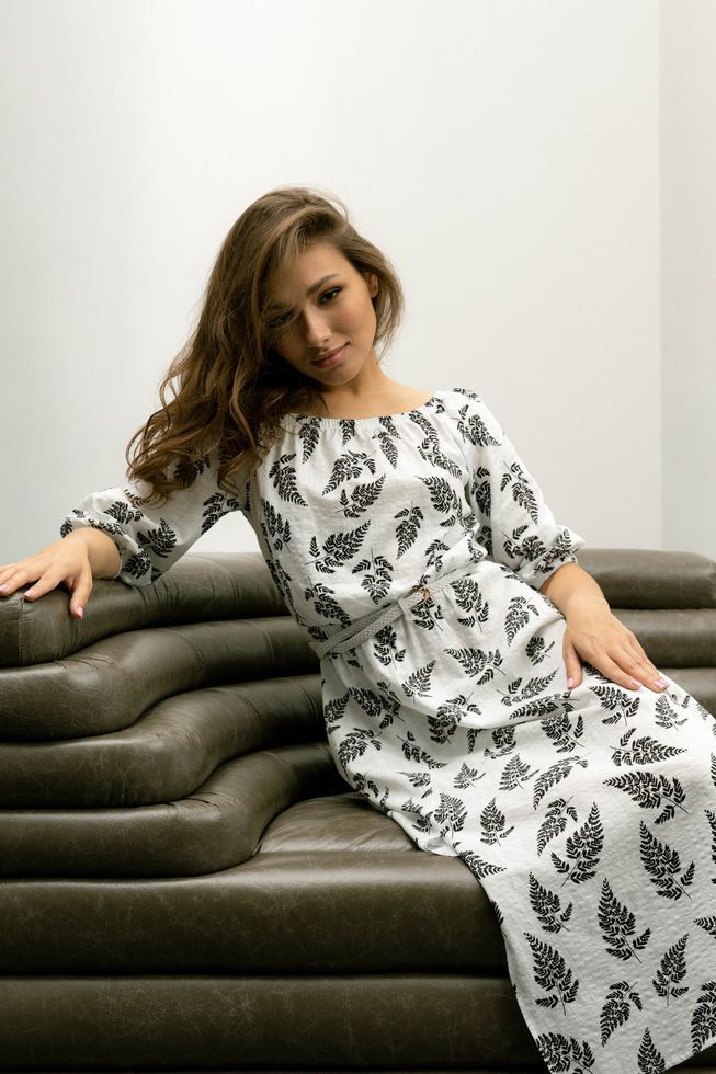 Хлопковое Летнее Платье с Разрезом и Листьями Белое S-M, L-XL, 2XL-3XL 6269 фото