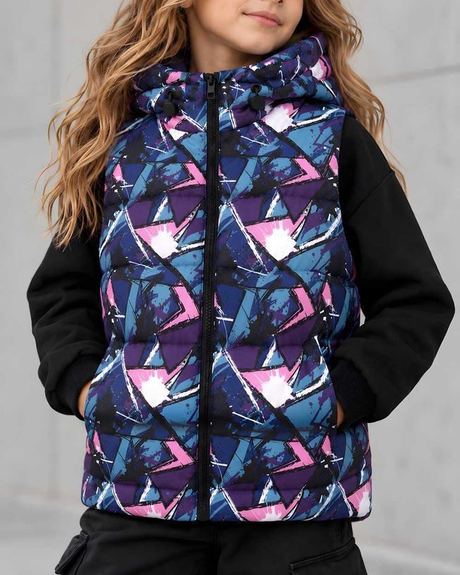 Безрукавка Детская для Девочки Утепленная с Капюшоном Малиновая Рост 122, 128, 134, 140, 146, 152, 152 см У-8366-9 фото